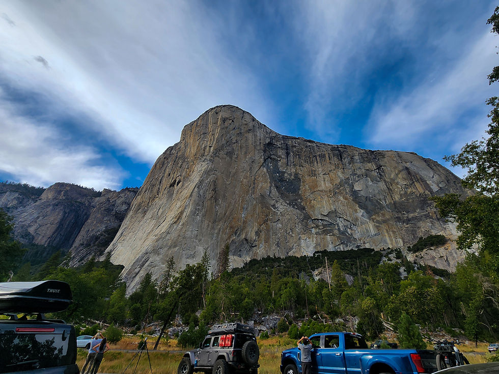 Watchers lined up along El Cap