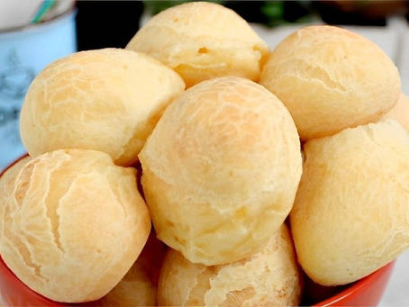 Pão de queijo mineiro