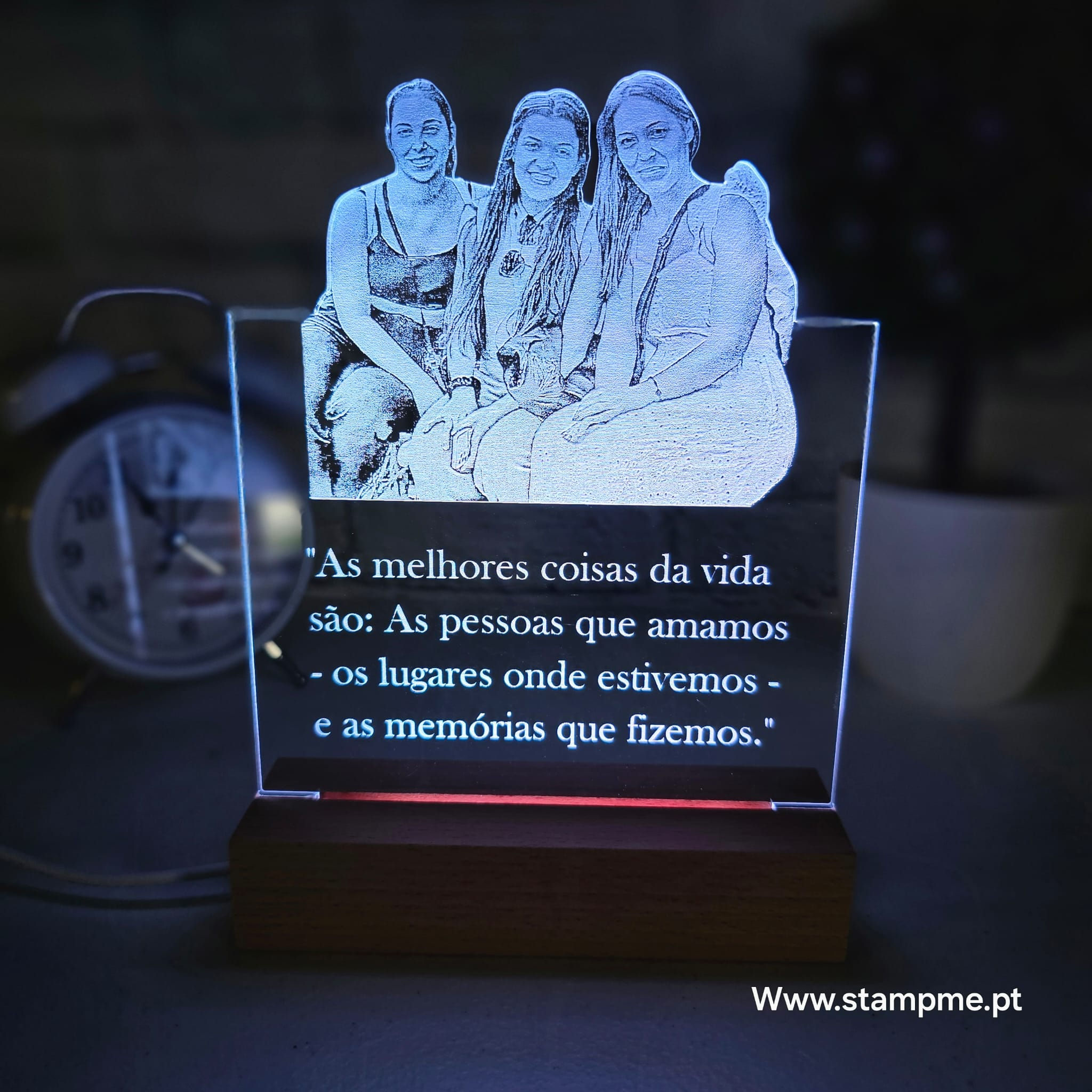 Acrílico luminoso com foto e texto
