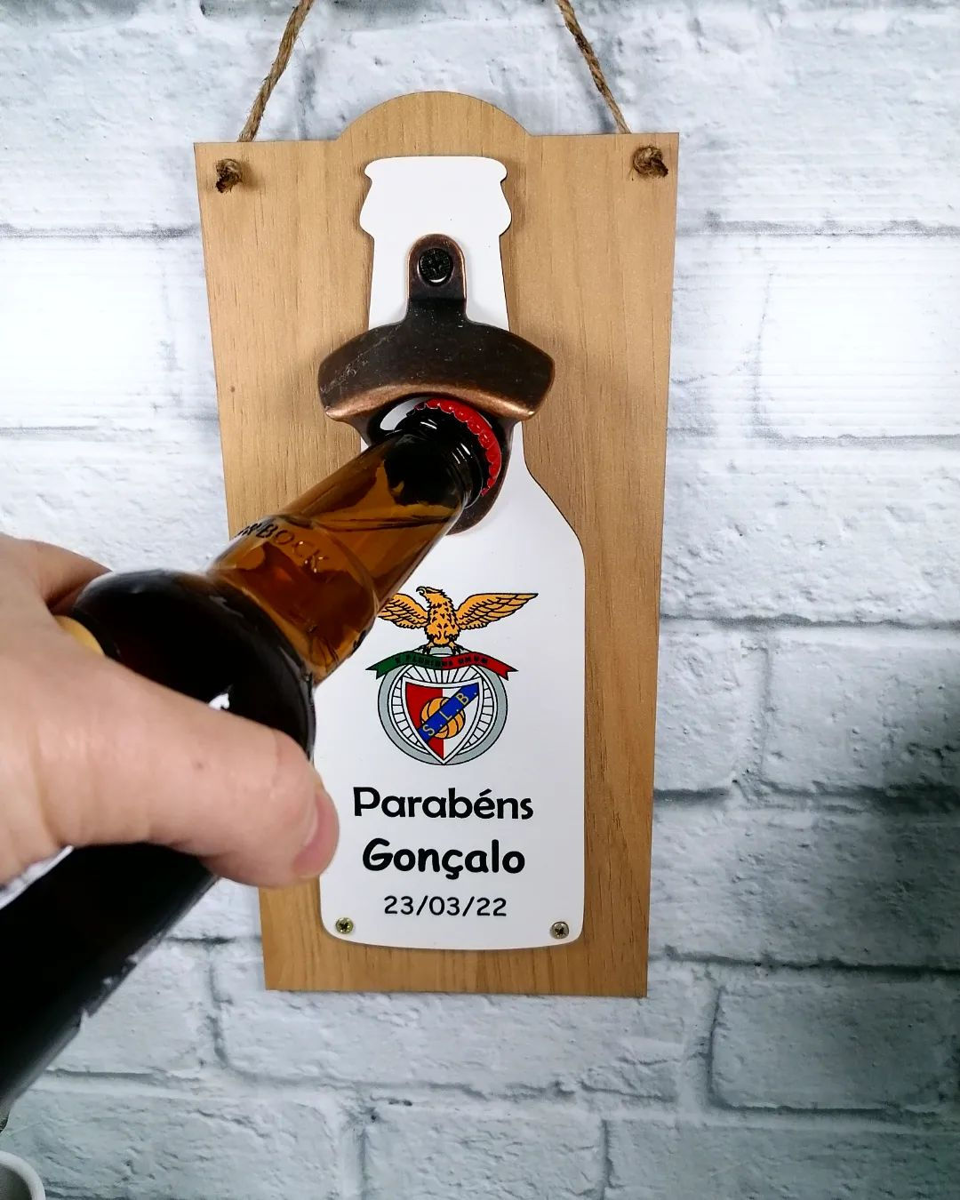 Abre cápsulas de parede