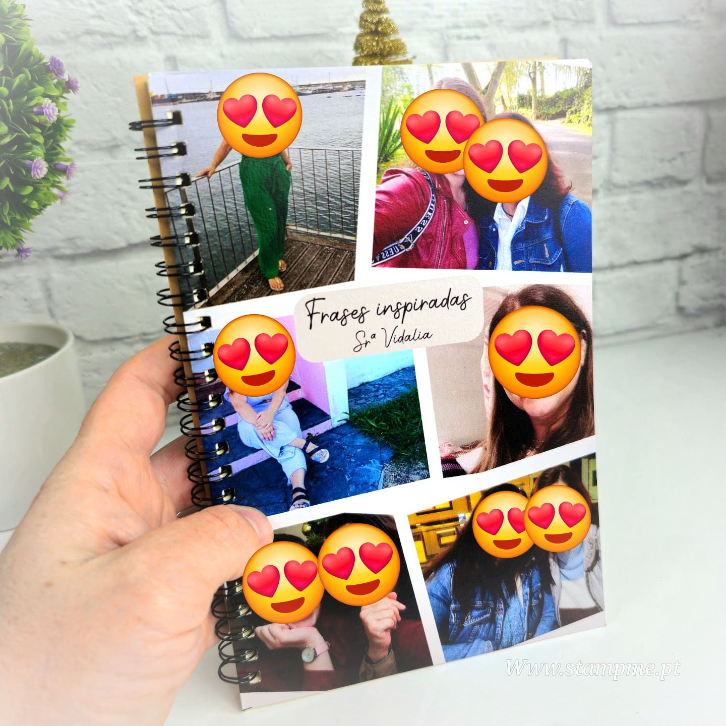 Caderno de argolas com foto(s)