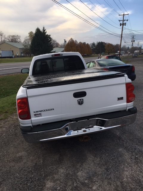 Thumbnail: 2005 Dodge Dakota