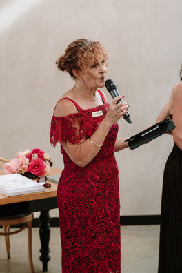 canberra wedding celebrant debbie taylor