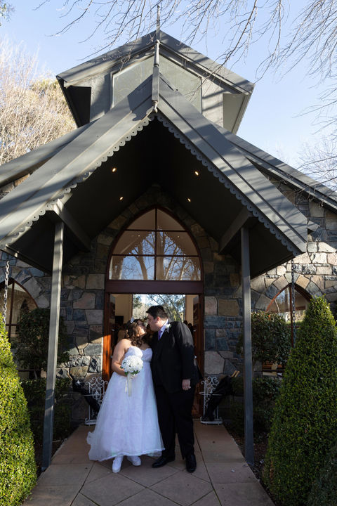 wedding with Canberra Celebrant Debbie Taylor
