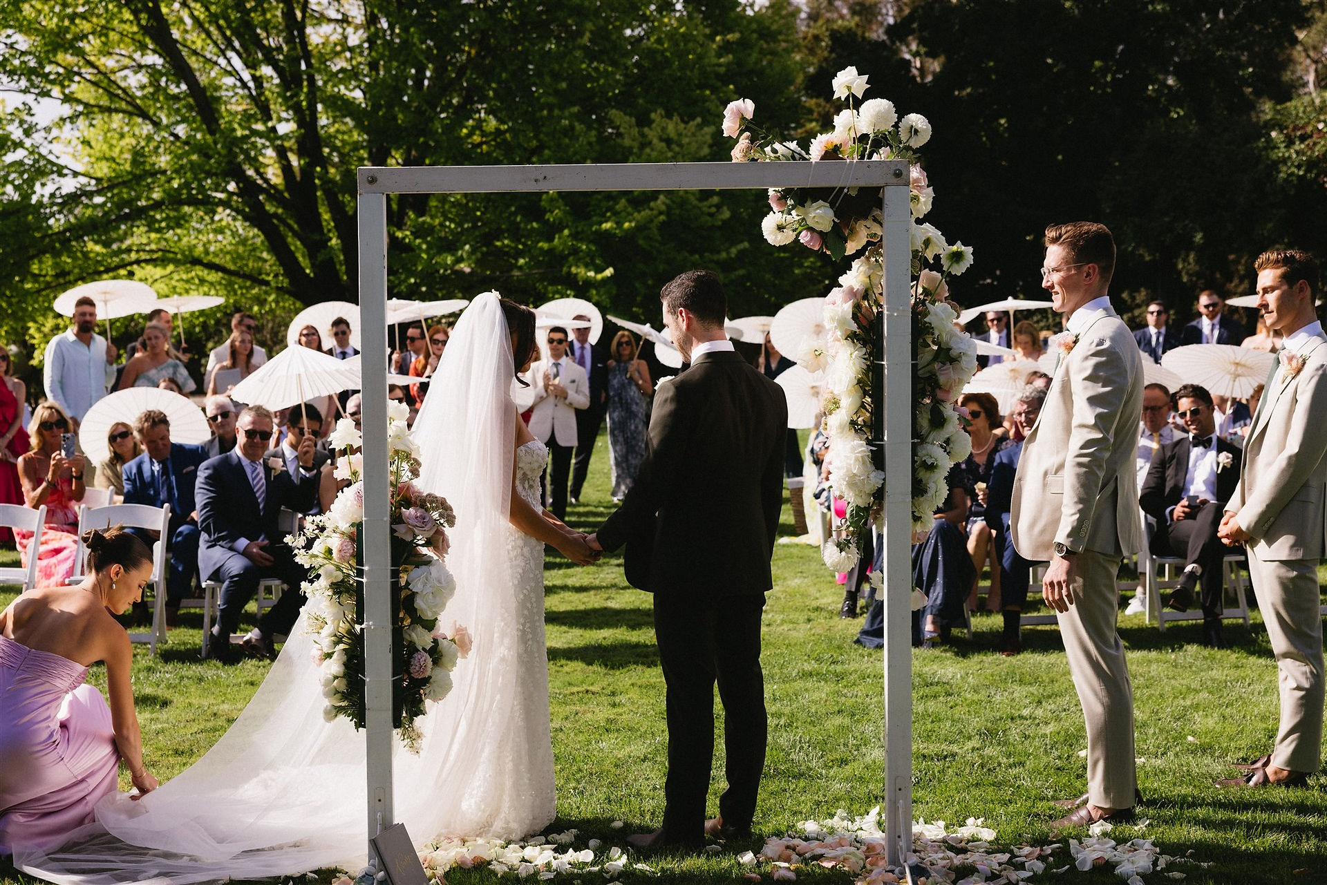 canberra wedding celebrant shows wedding guest ideas