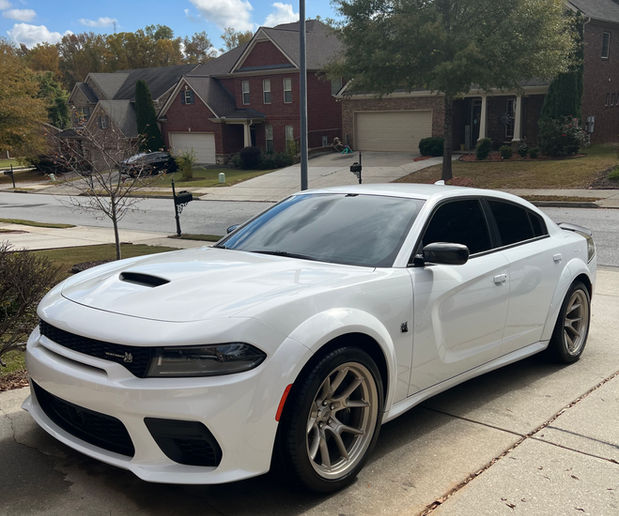 Exterior car detailing in Lilburn, Ga 