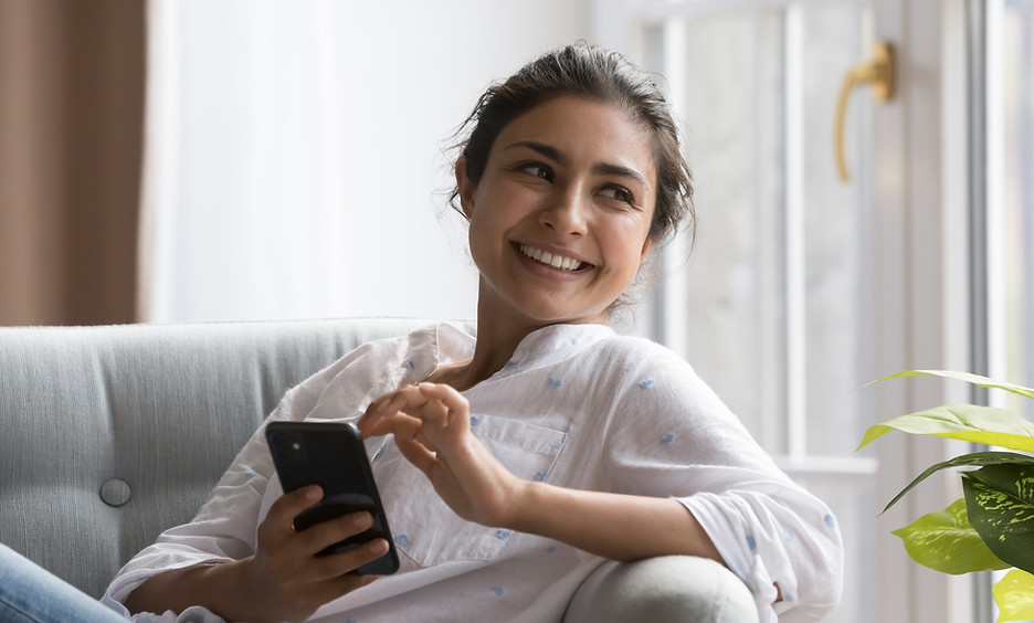 Woman Smarthome Phone - Smart MF.jpeg