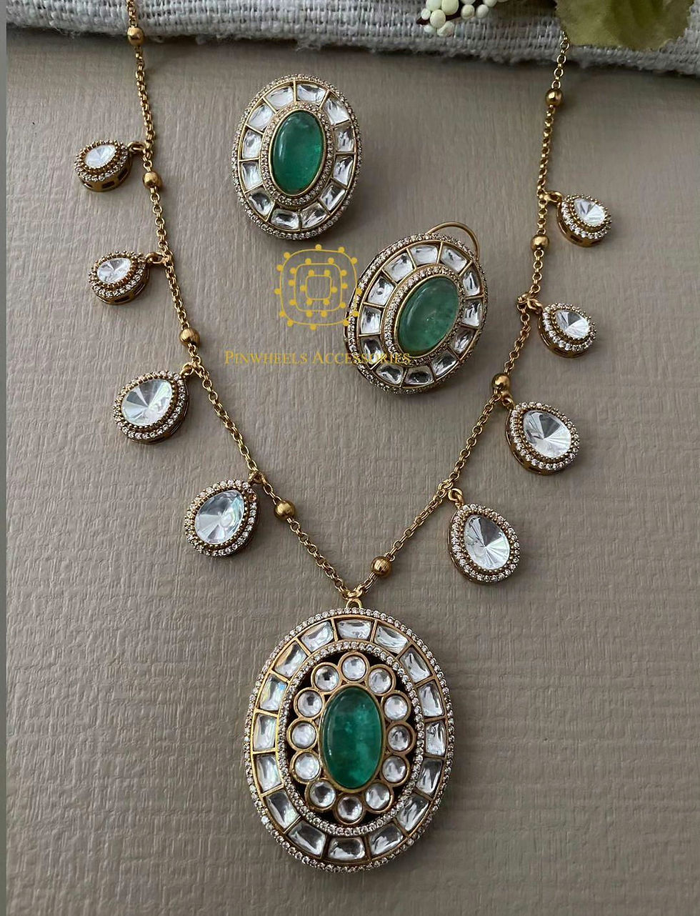 Thumbnail: MOISSANITE POLKI HANGING PENDANT SET 