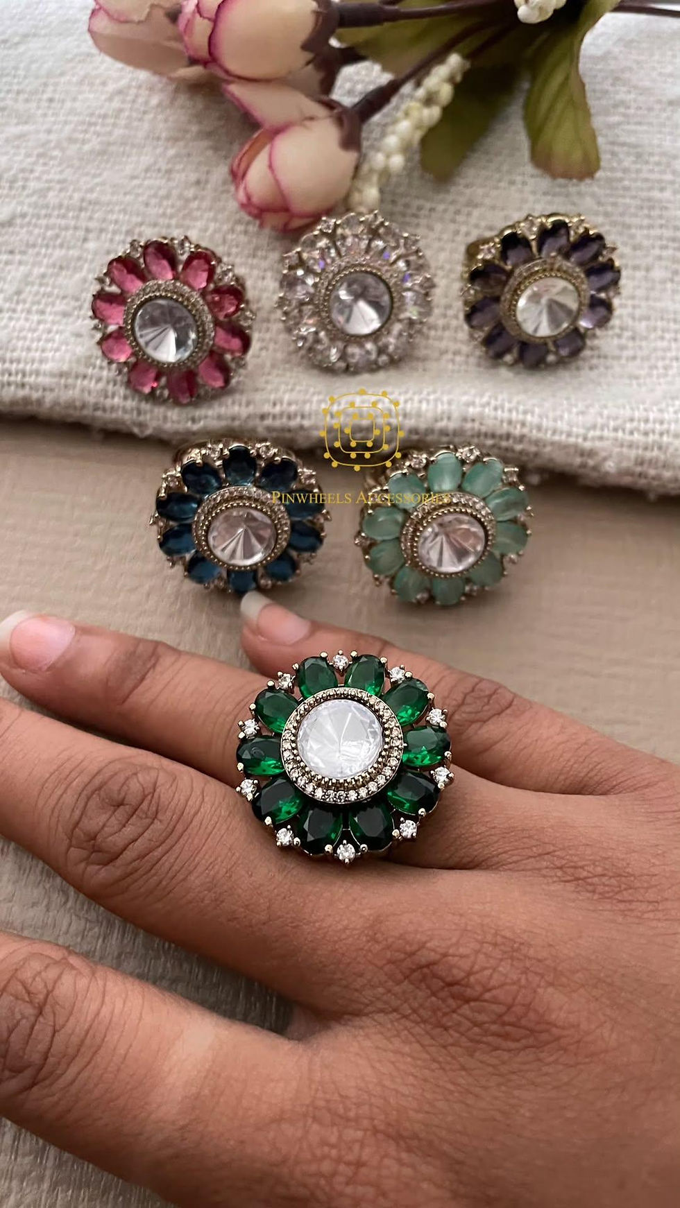 FLOWERY COLOURED FINGER RING