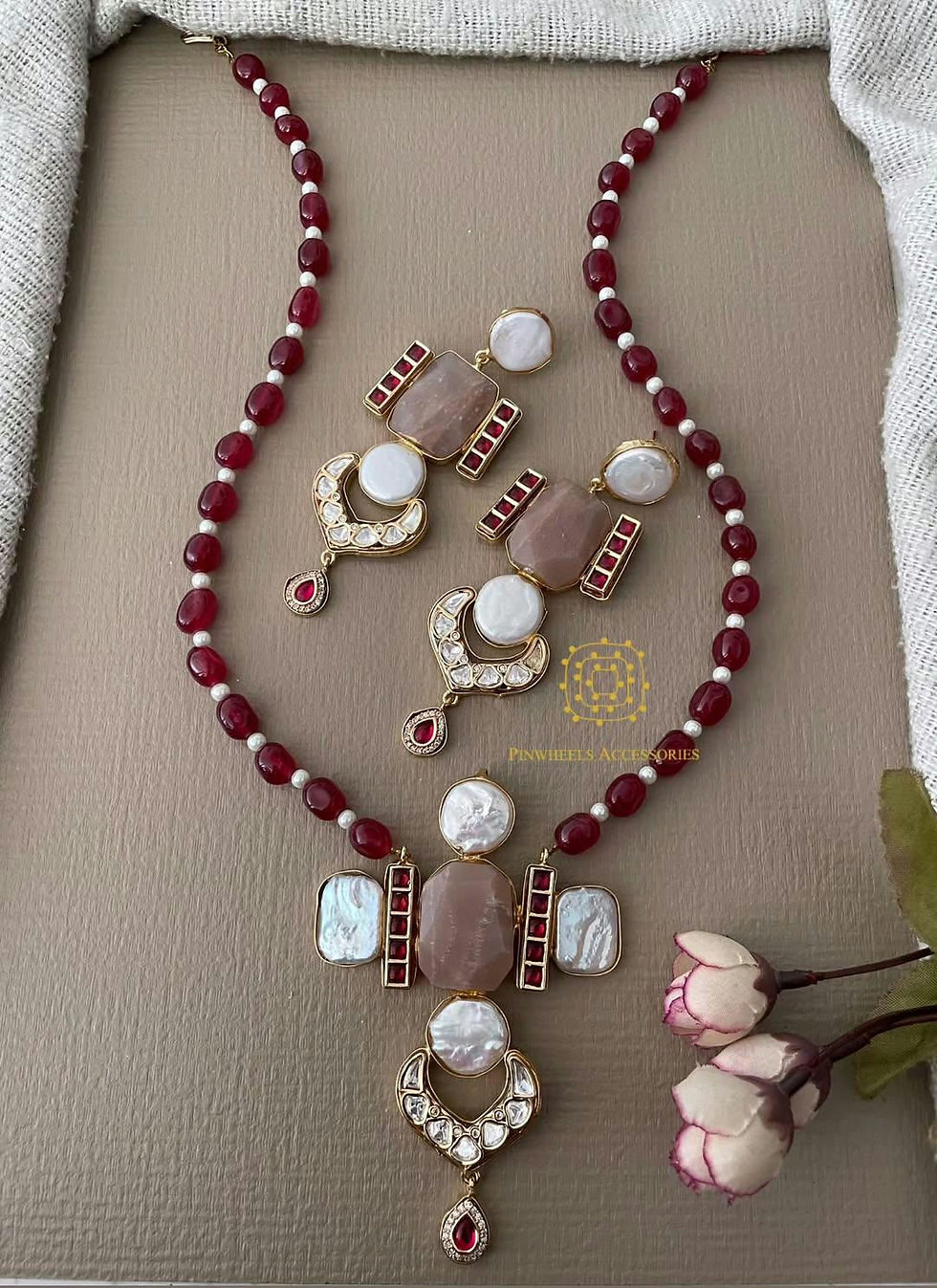 Thumbnail: BAROQUE PEARL NECKLACE 