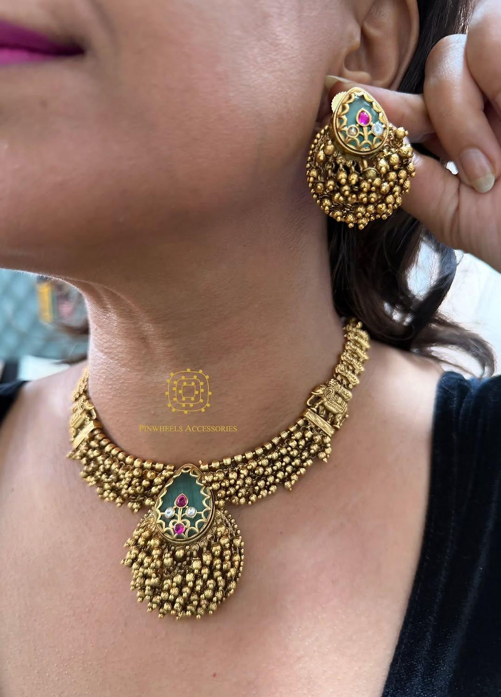 Thumbnail: CLUSTER GOLDEN BEADS TRADITIONAL NECKLACE 