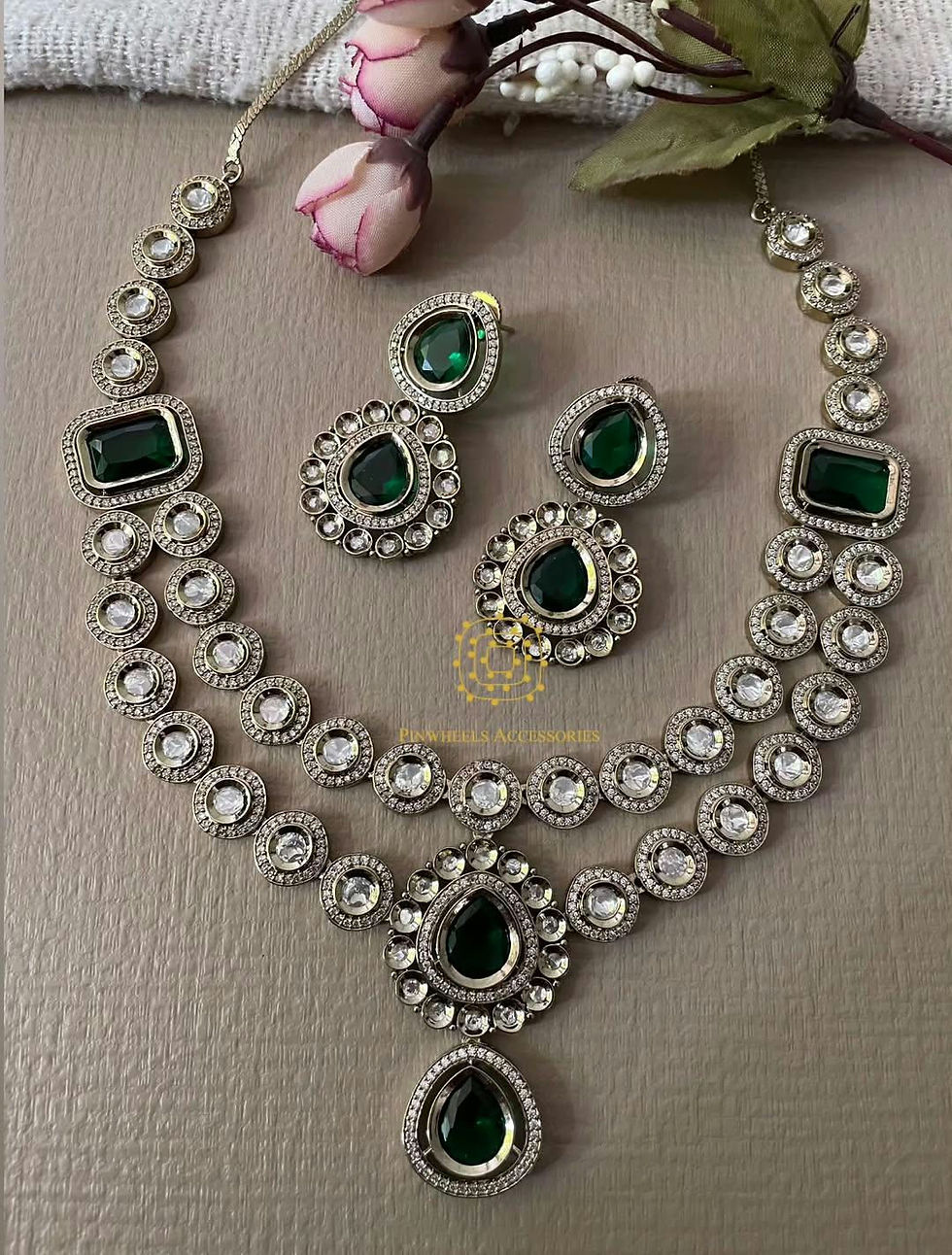 Thumbnail: DOUBLE LAYER VICTORIAN NECKLACE 