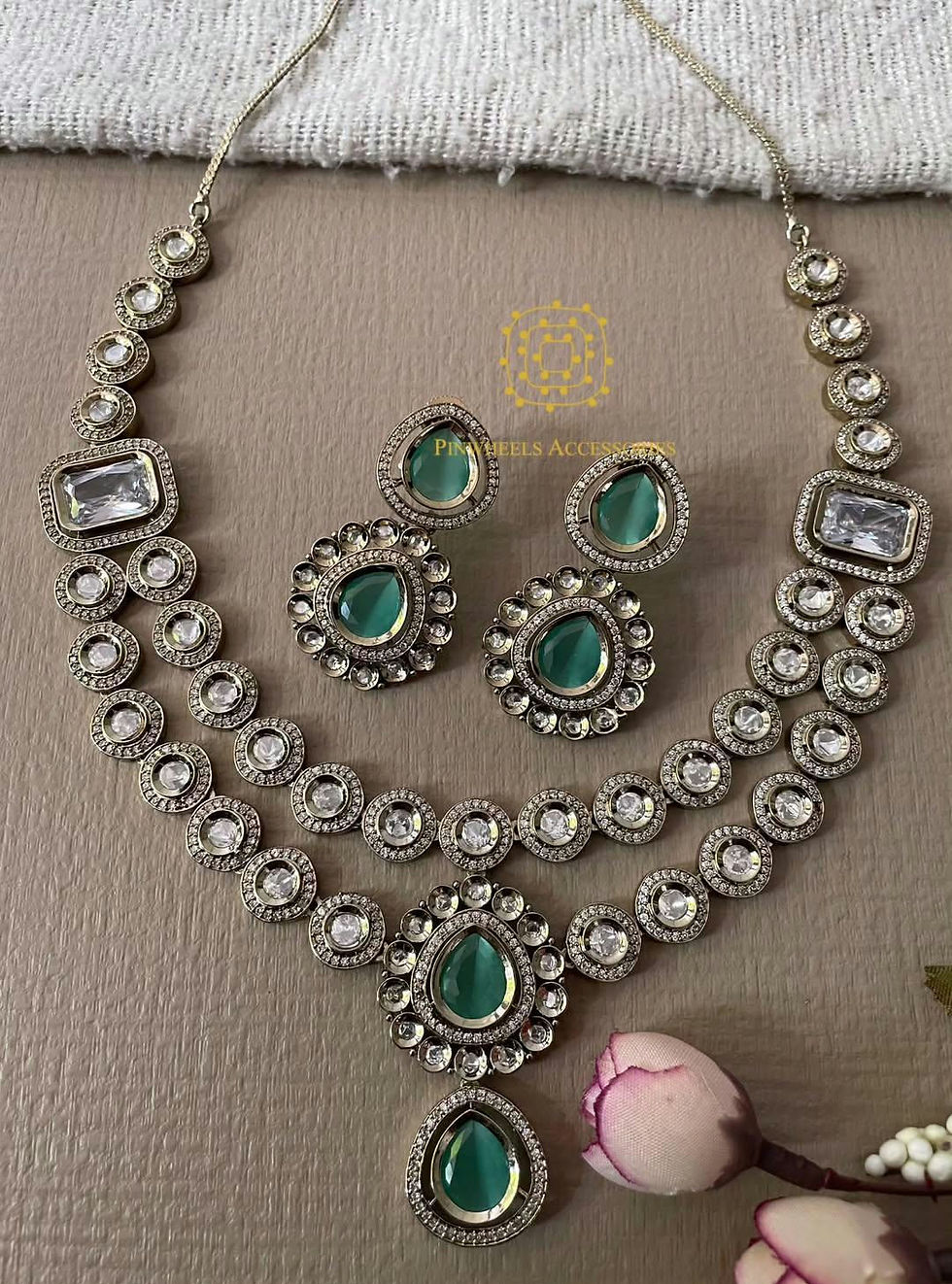 Thumbnail: DOUBLE LAYER VICTORIAN NECKLACE 
