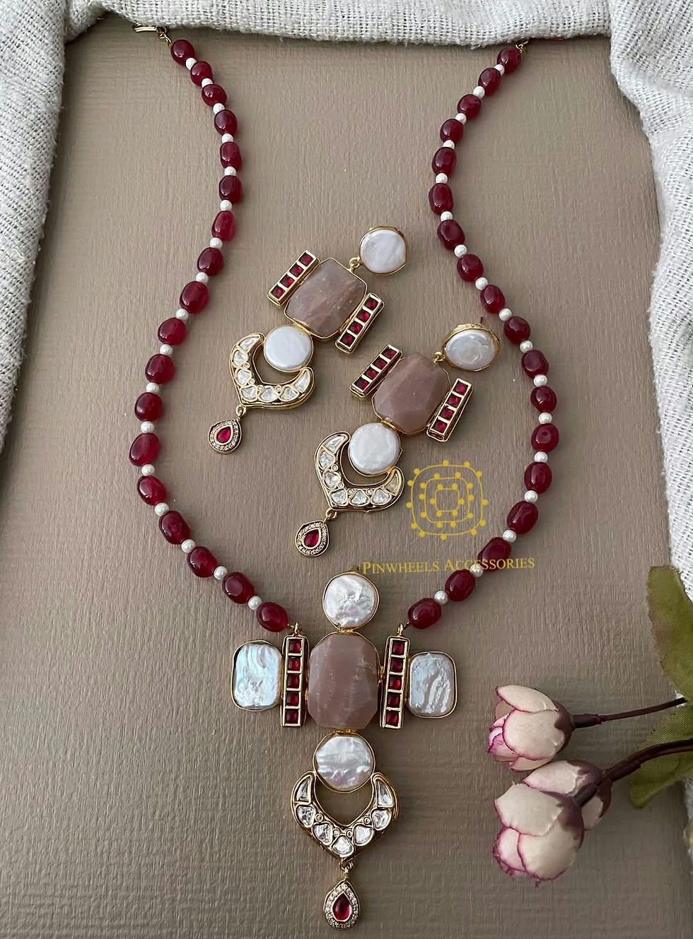 Thumbnail: BAROQUE PEARL NECKLACE 