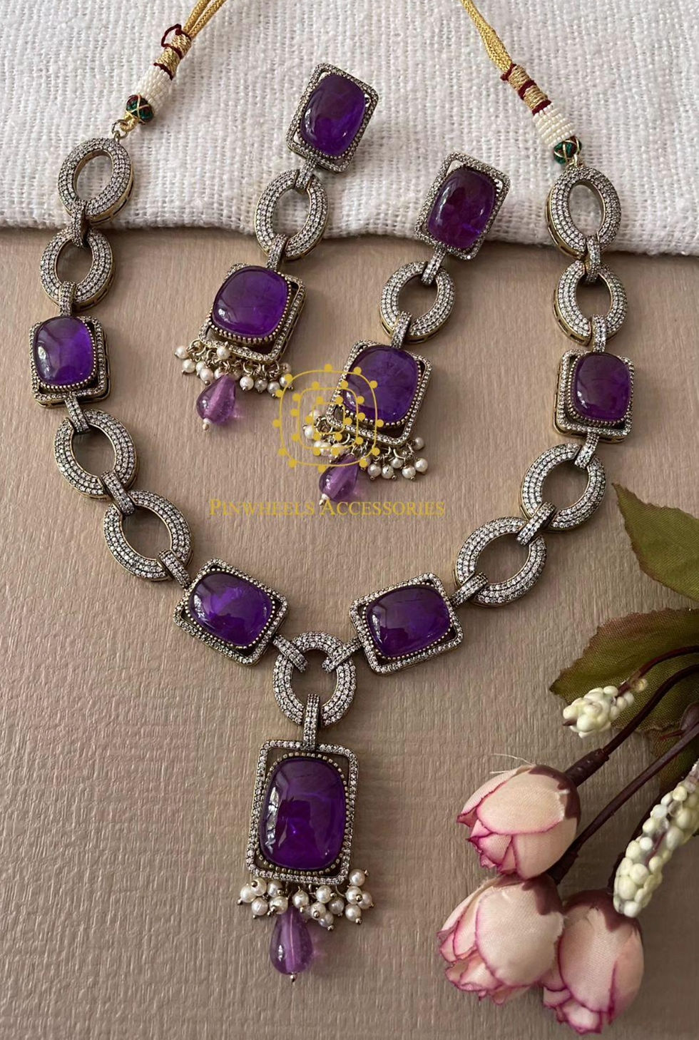 Thumbnail: DOUBLET STONE VICTORIAN NECKLACE 