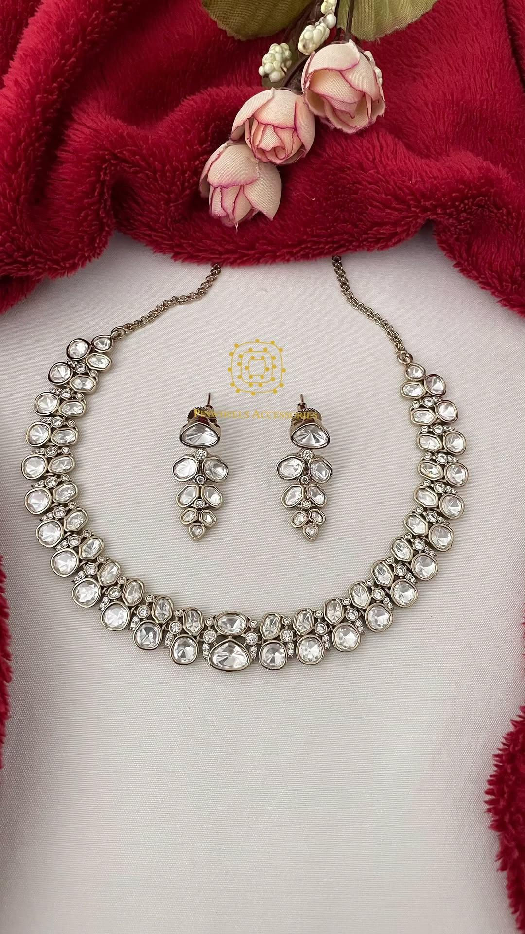 POLKI SIMPLE NECKLACE