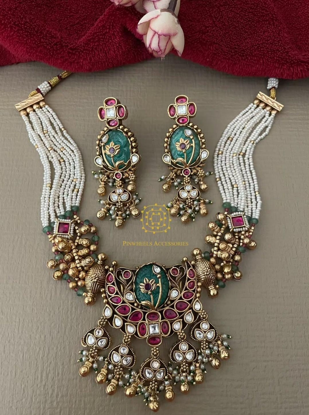 TRADITIONAL HANDCRAFTED ANTIQUE POLISH NECKLACE BY PINWHEELS  ACCESSORIES 