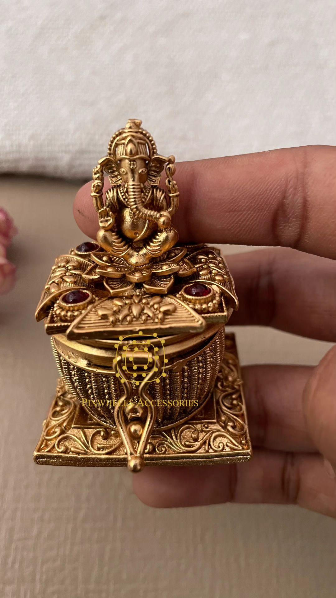 GANPATI SINDOOR DAANI 