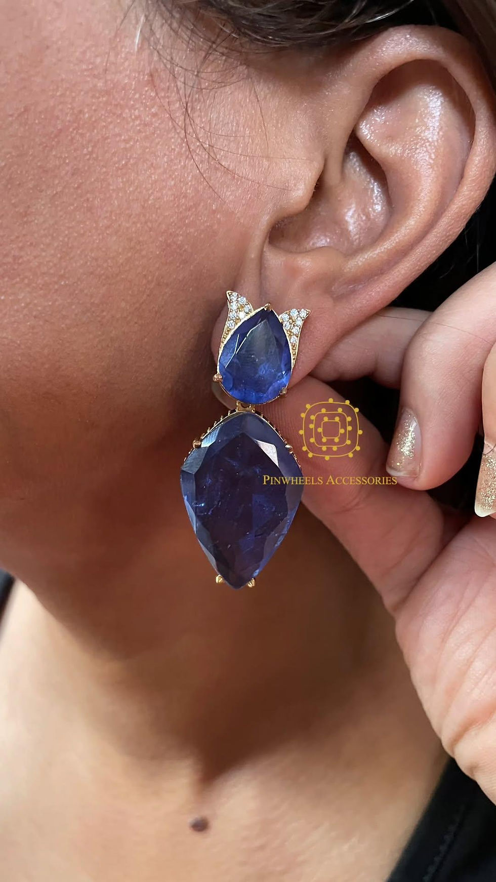 Thumbnail: DOUBLET STONE EARRINGS 