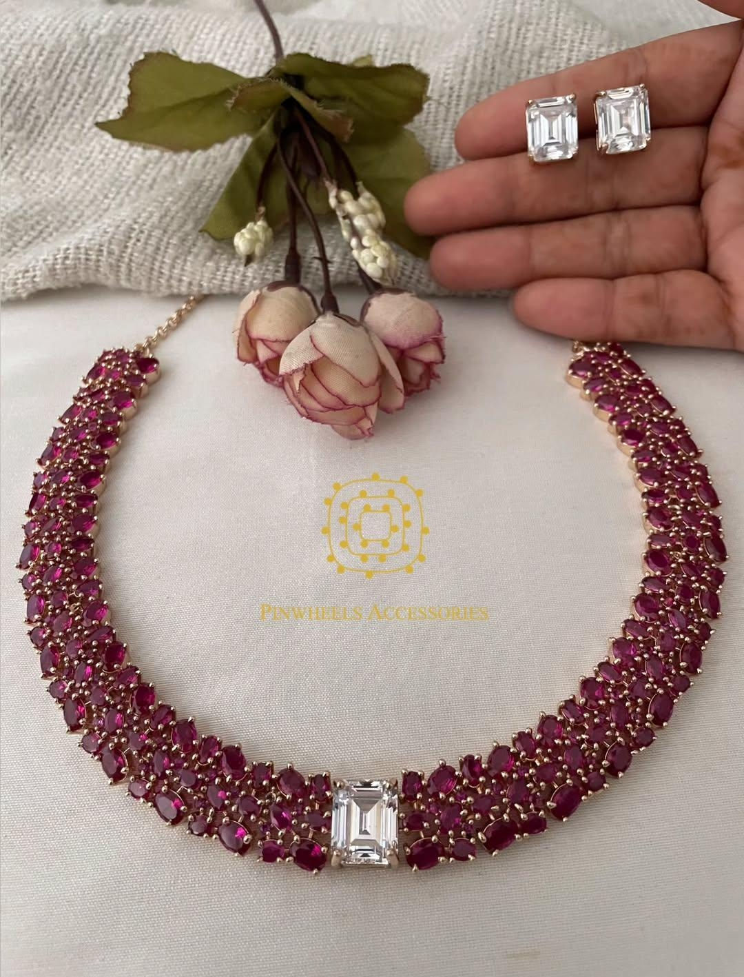 COLOURED STONE SWAROVSKI HASLI