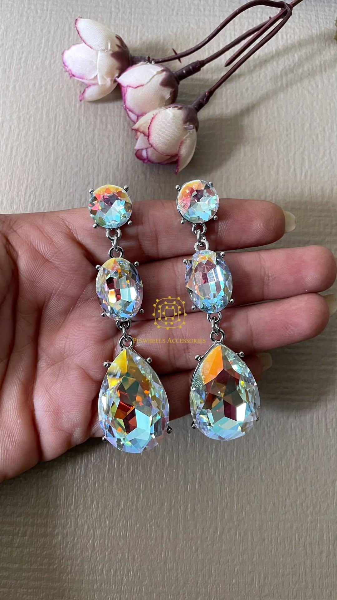 DOUBLET STONE LONG EARRINGS 