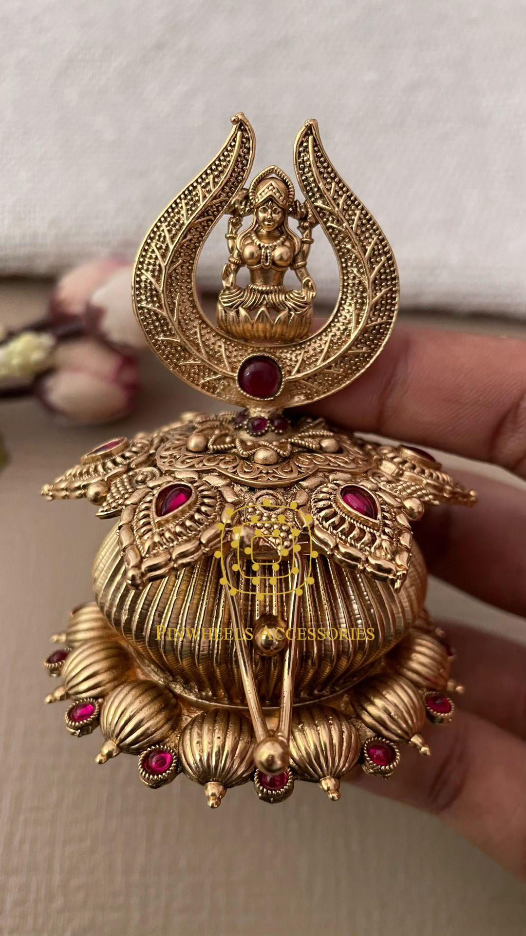 LAXMI GIFT BOX