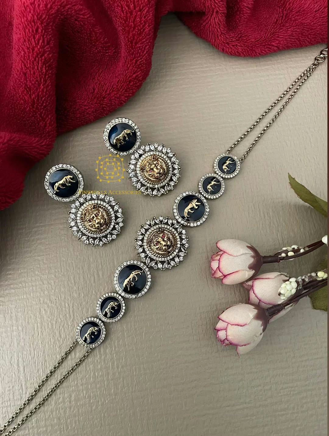 LION DIAMONDY CHOKER BY PINWHEELS ACCESSORIES