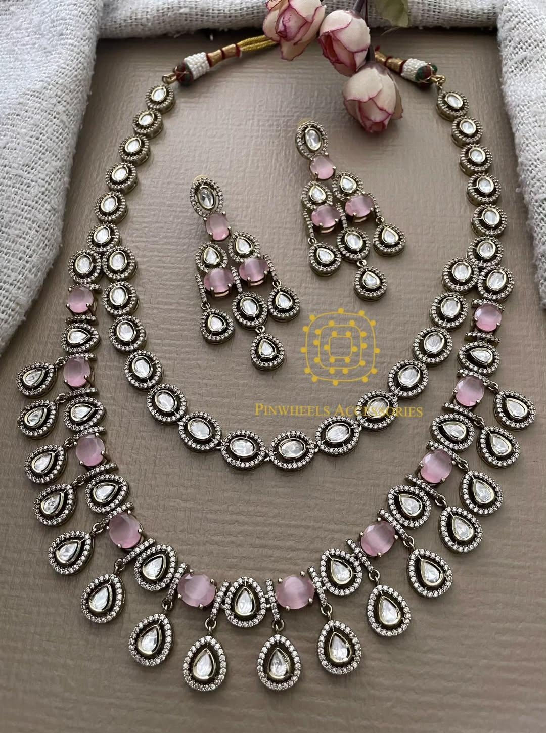 DOUBLE LAYER MOISSANITE COLOURED STONE NECKLACE