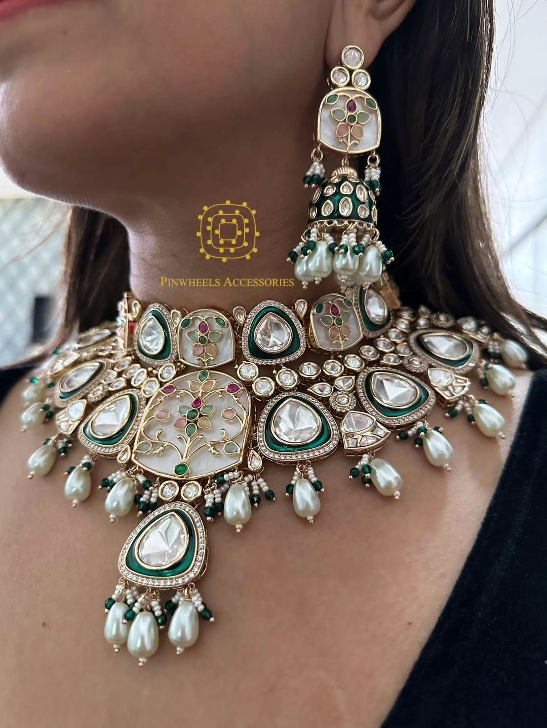 HOLDALI STONE POLKI NECKLACE