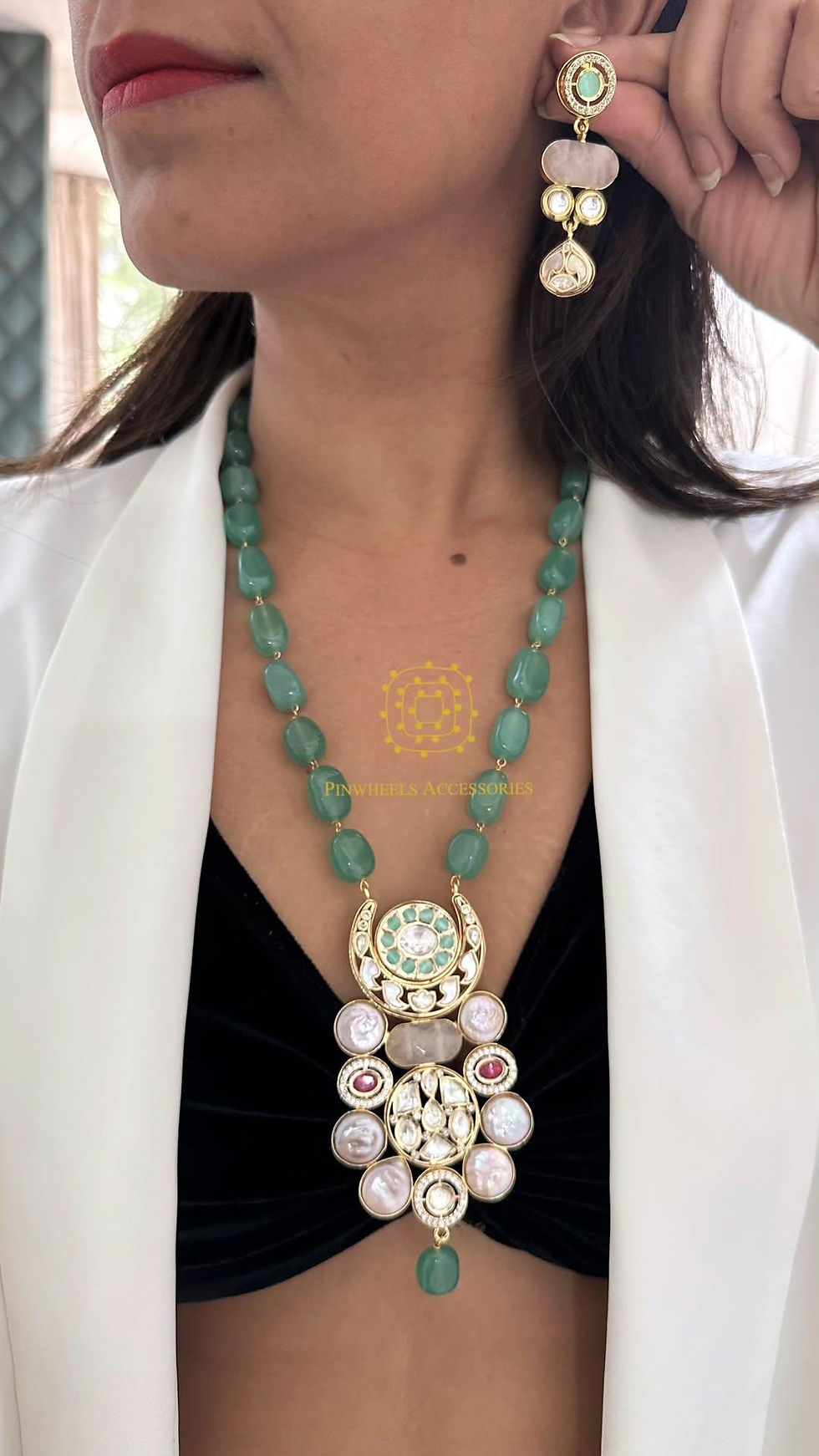 Thumbnail: BAROQUE PEARL MOP NECKLACE 