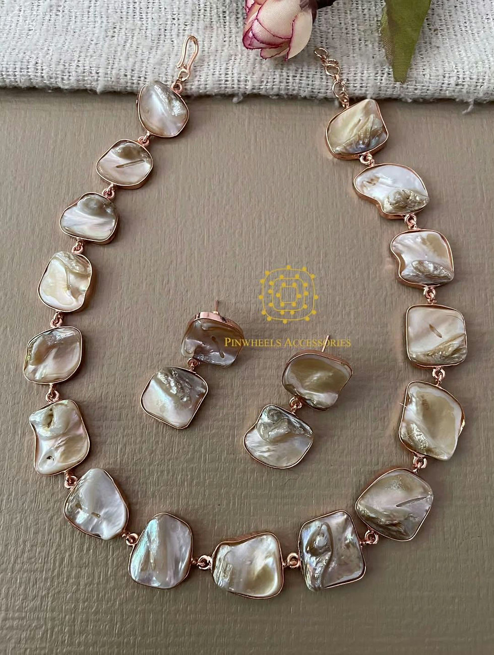 Thumbnail: MOTHER OF PEARL NECKLACE 