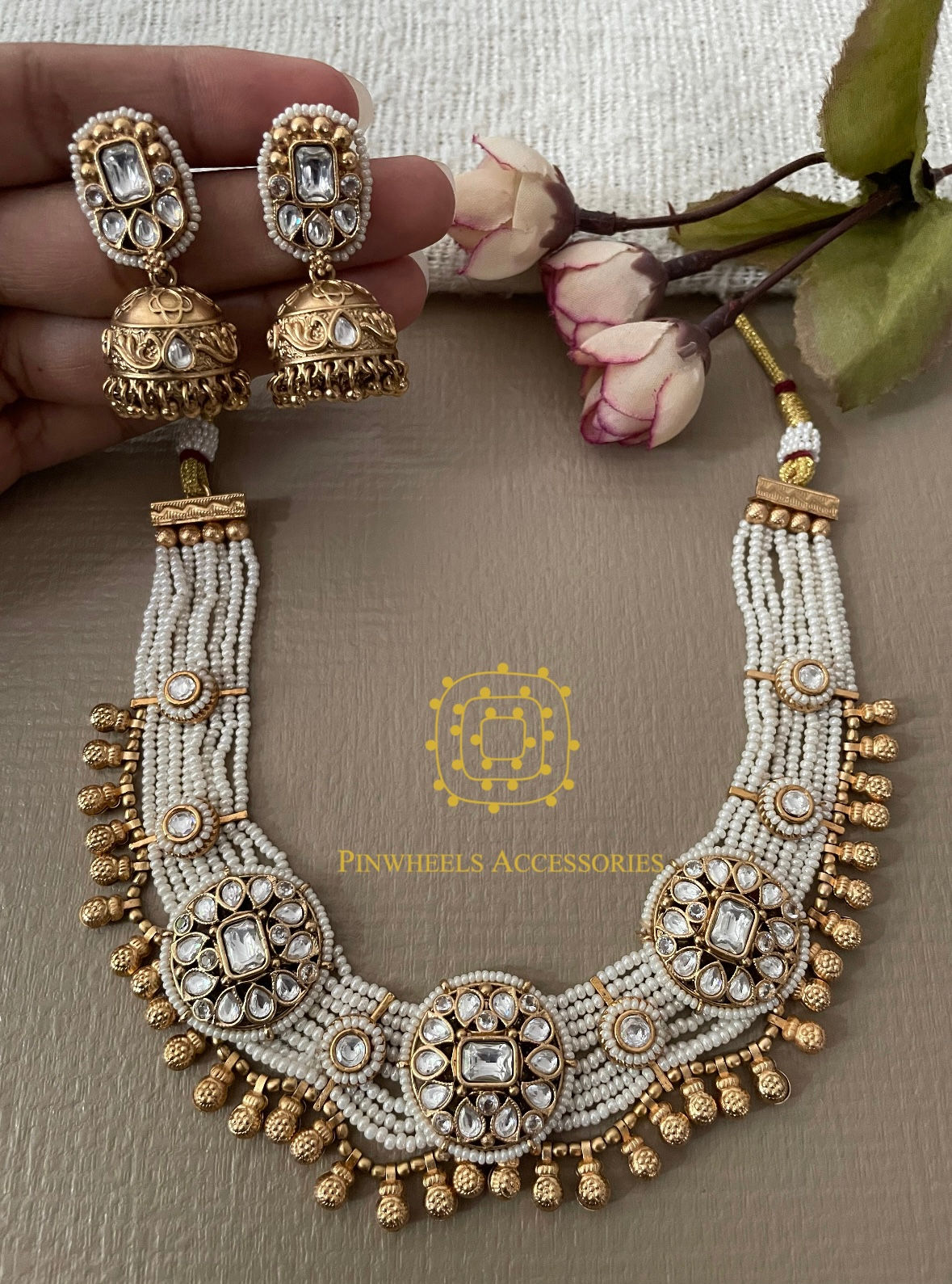 BEADED TRADITIONAL NECKLACE