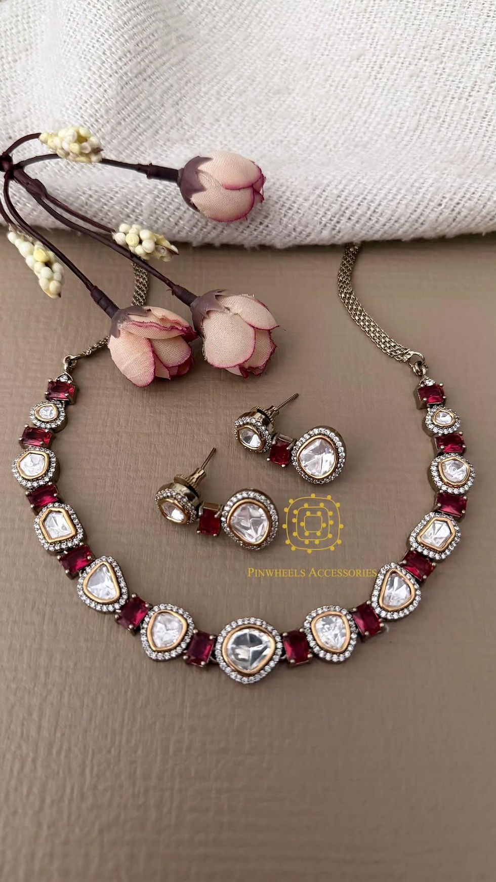 Thumbnail: POLKI VICTORIAN NECKLACE 