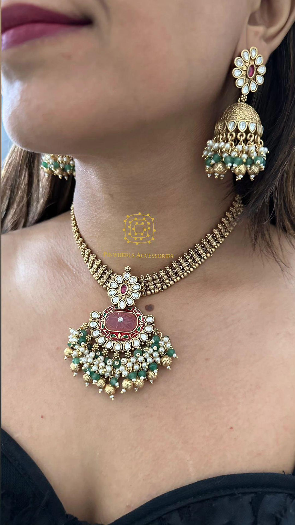 Thumbnail: ANTIQUE HANDCRAFTED KUNDAN NECKLACE 