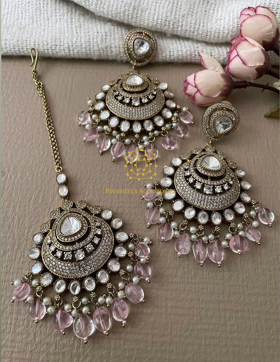 Thumbnail: VICTORIAN EARRINGS WITH MAANG TIKKA
