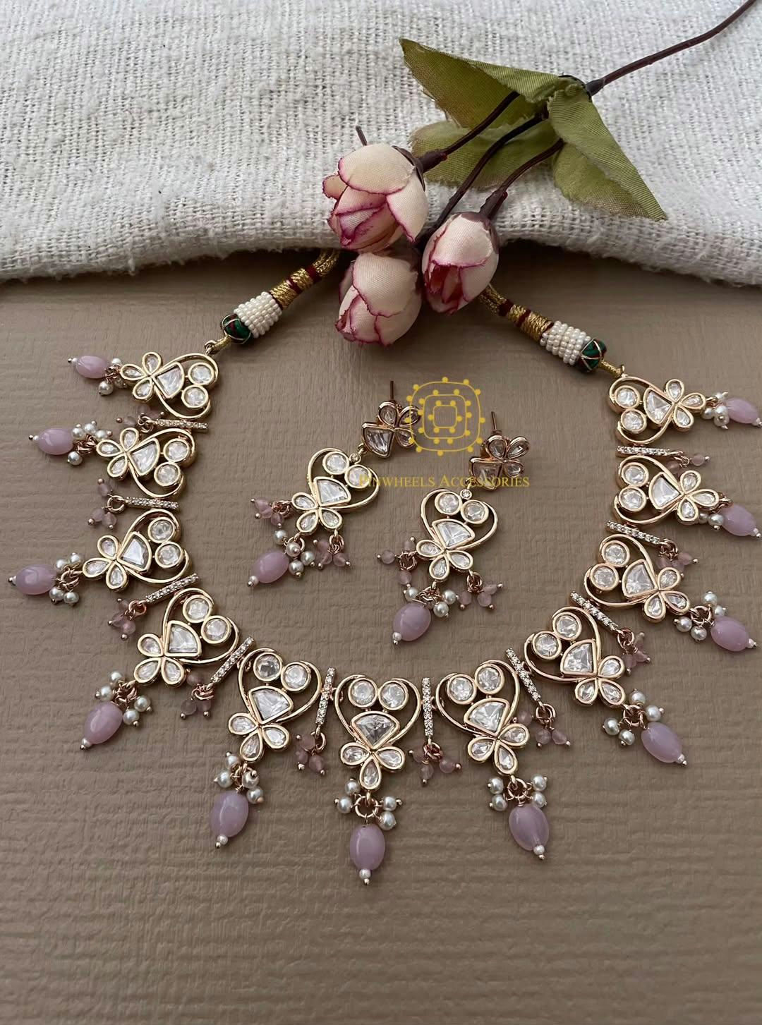 KUNDAN NECKLACE