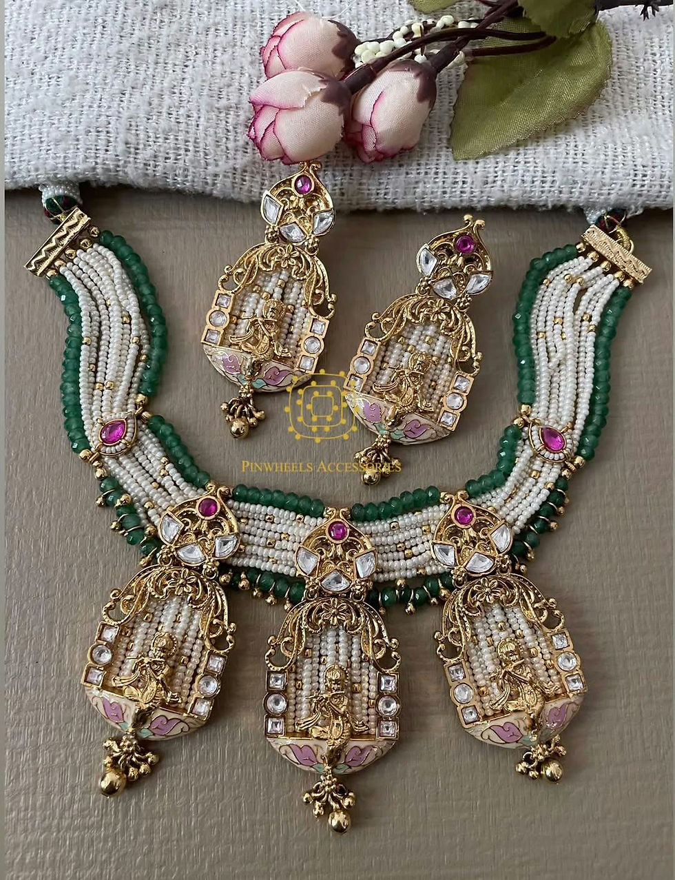 BEADED TEMPLE SET CHOKER