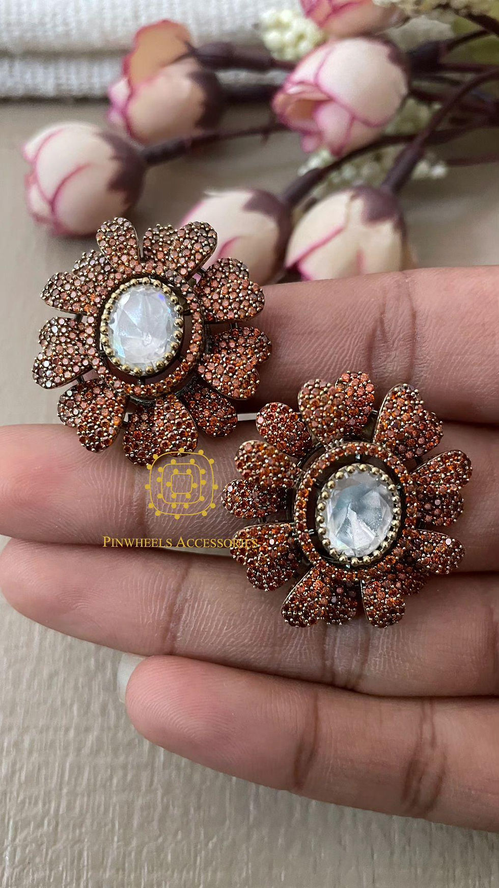 Thumbnail: CUBIC ZIRCON FLOWERY STUDS