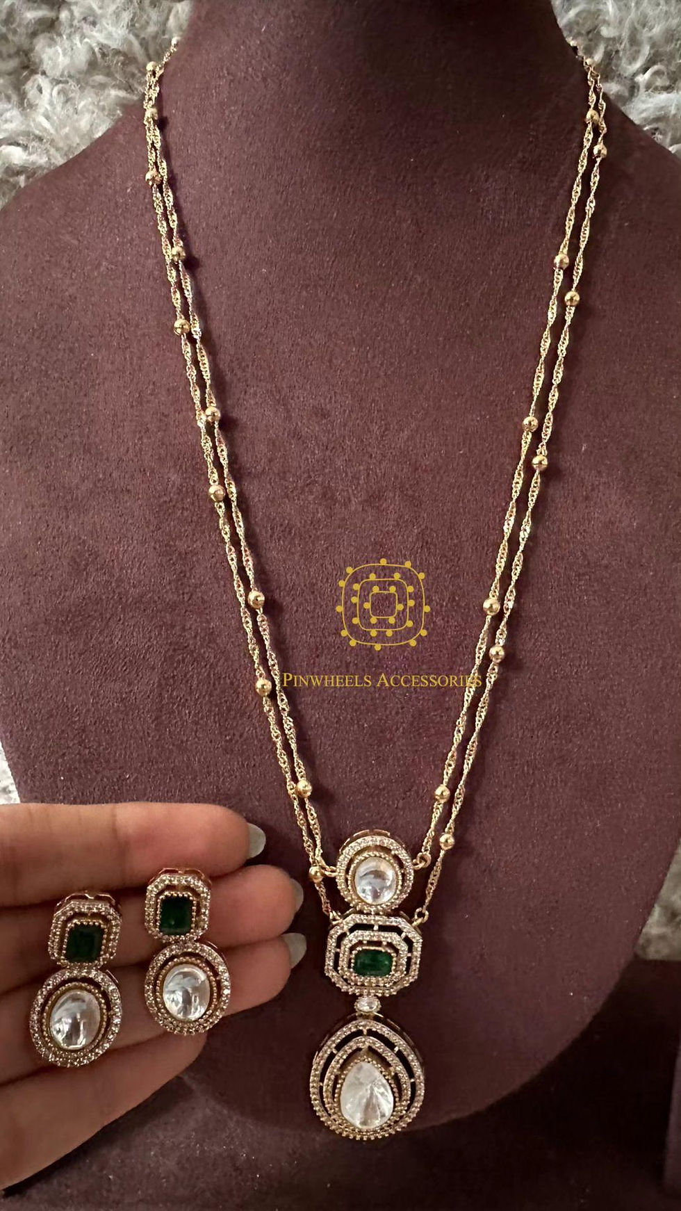 Thumbnail: DOUBLE CHAIN PENDANT SET 