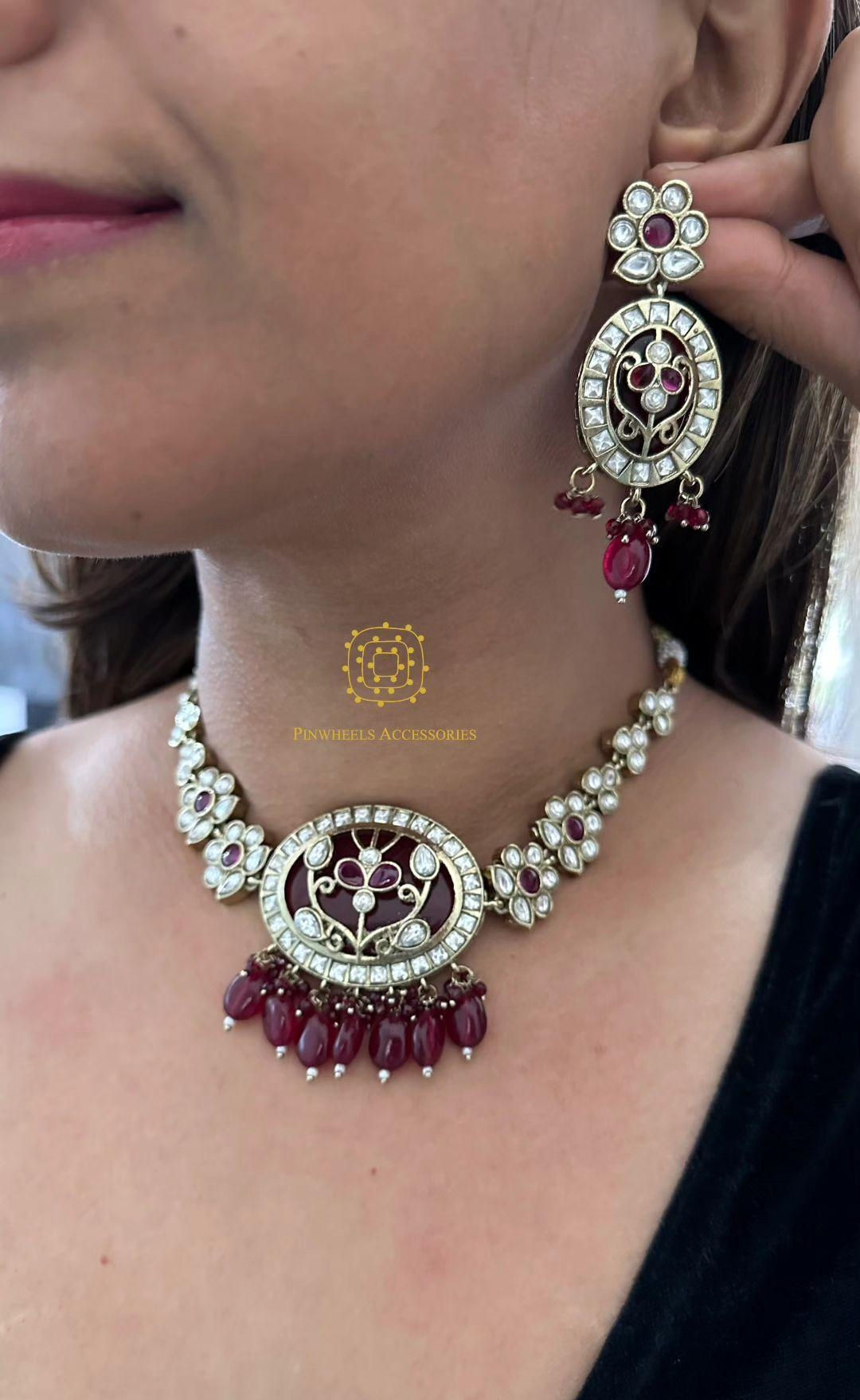 HOLDALI CHOKER 