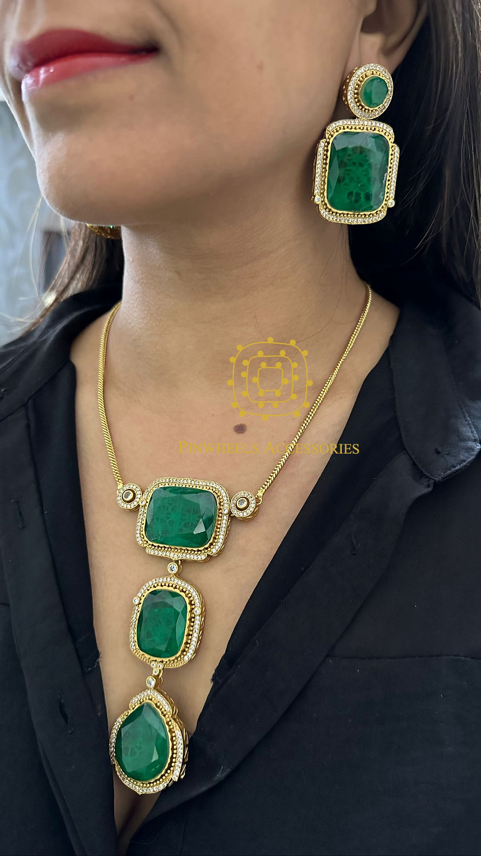 Thumbnail: DOUBLET STONE NECKLACE GOLD POLISH 