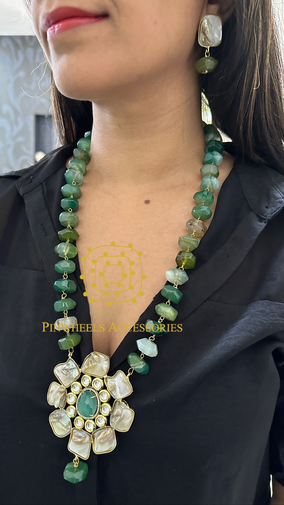 Thumbnail: Mother of Pearl Necklace with Precious Stones! 
