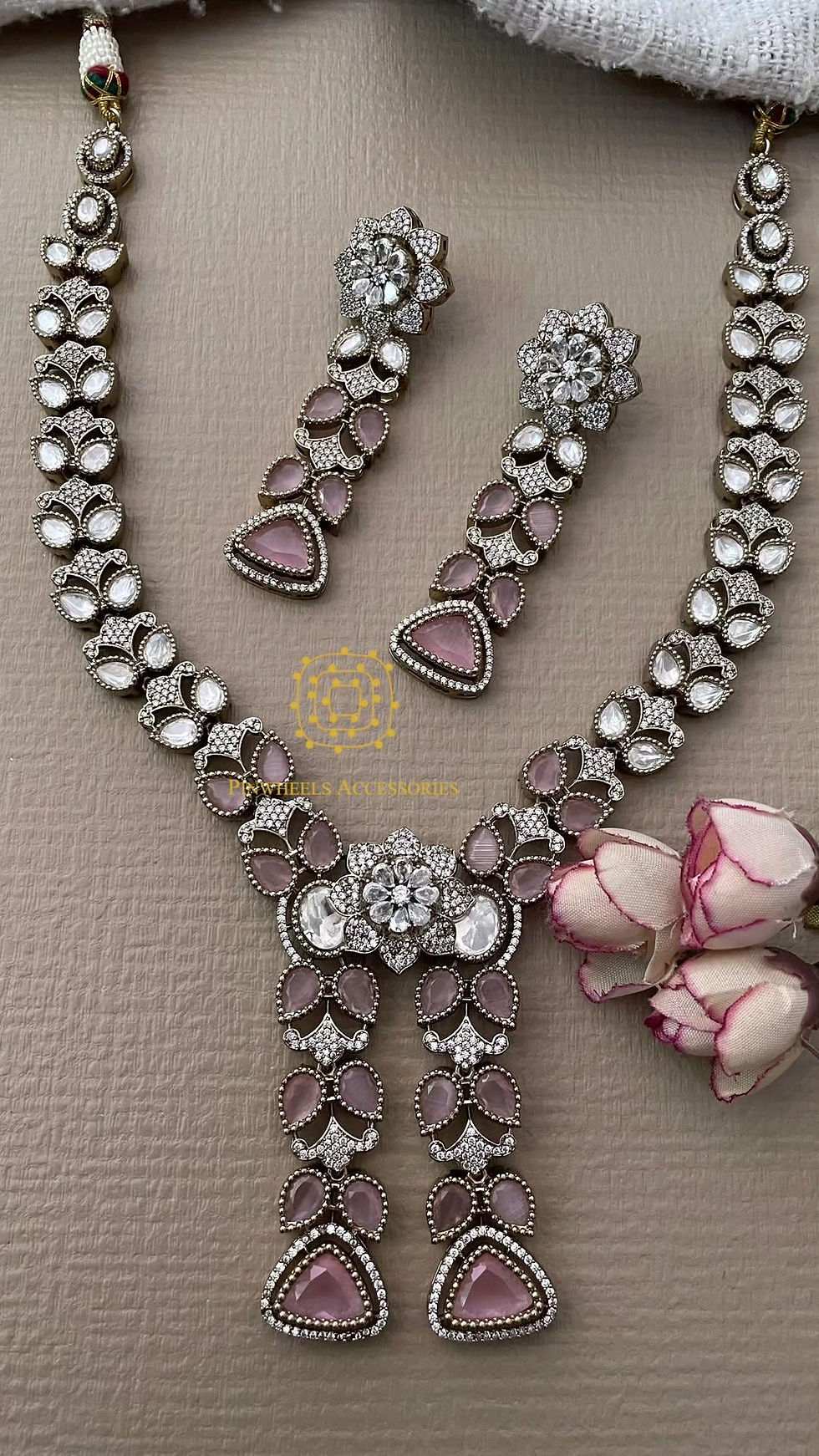 Thumbnail: VICTORIAN MOISSANITE COLOURED STONE NECKLACE 