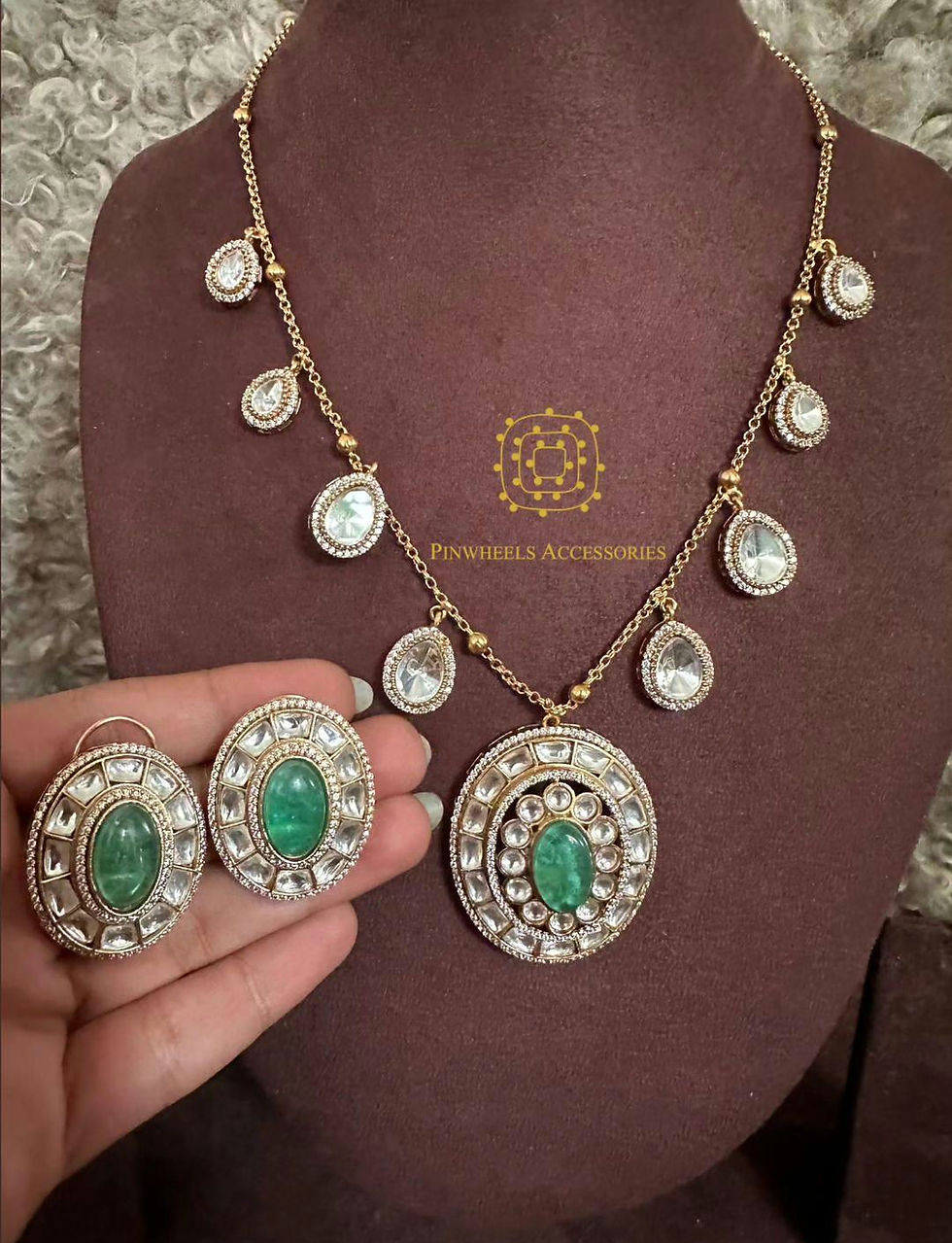 Thumbnail: MOISSANITE POLKI HANGING PENDANT SET 