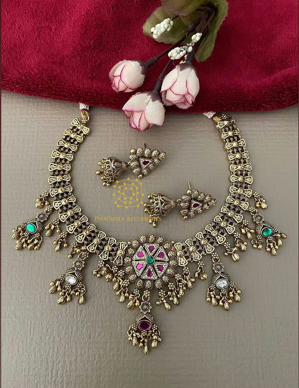 Thumbnail: TRADITIONAL ANTIQUE POLISH JAALI NECKLACE 