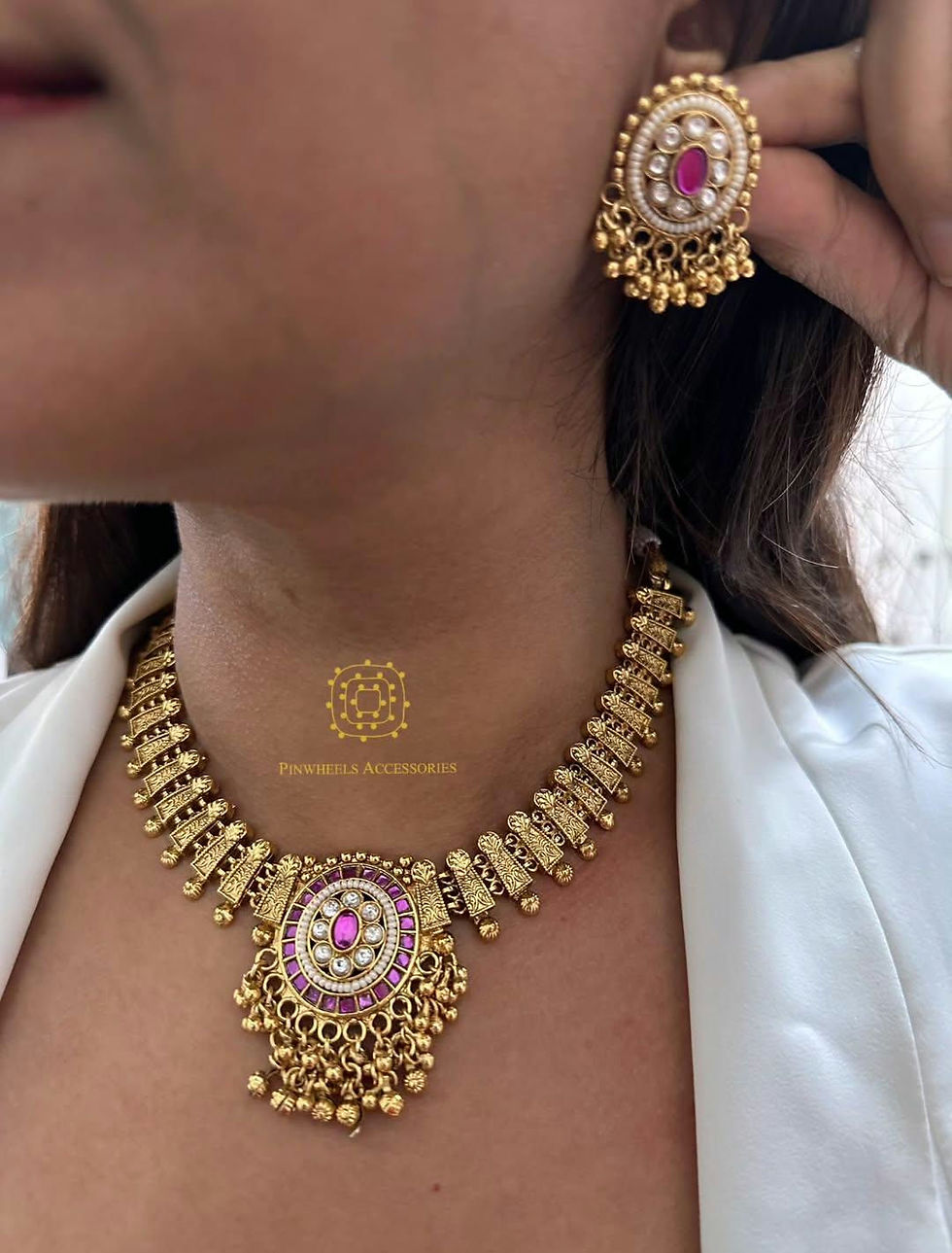 Thumbnail: JAALI ANTIQUE NECKLACE 