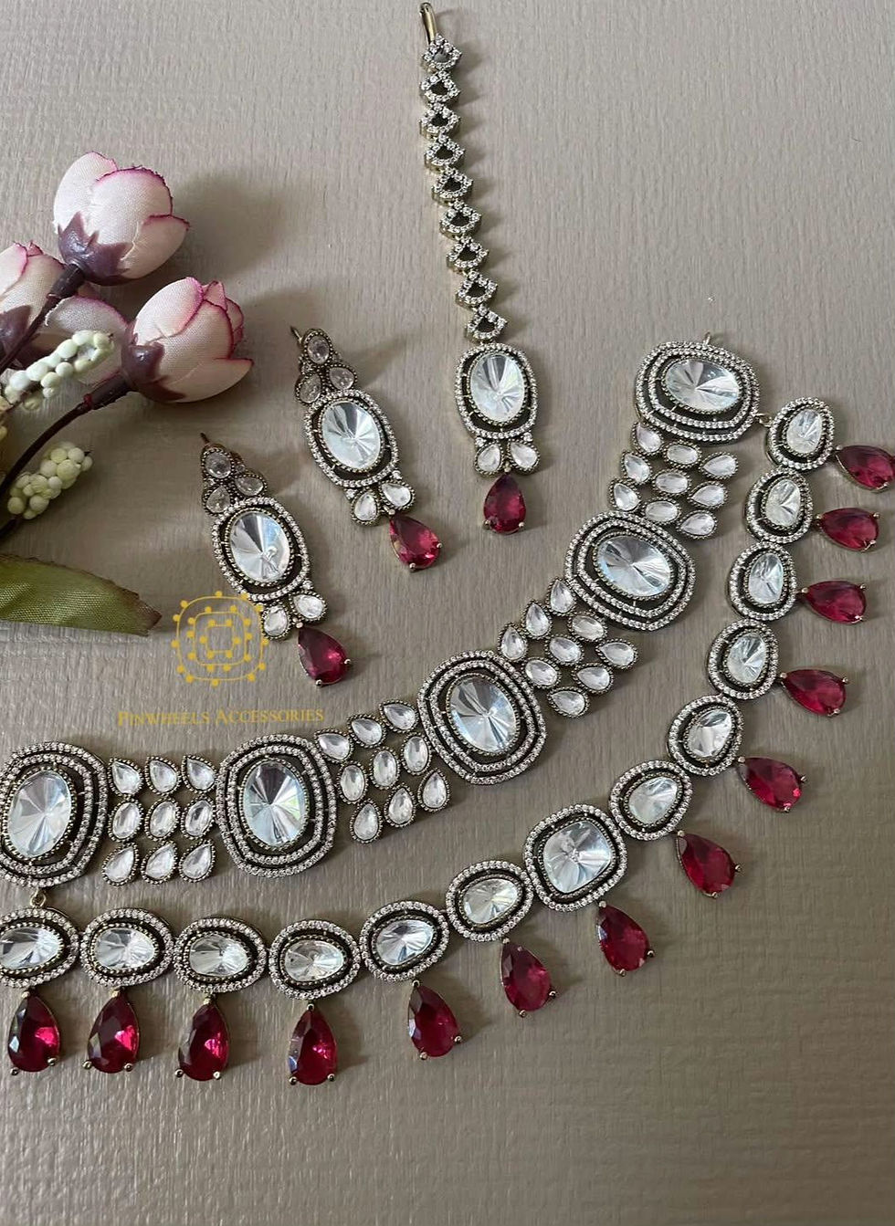 Thumbnail: VICTORIAN DOUBLE LAYER POLKI NECKLACE 