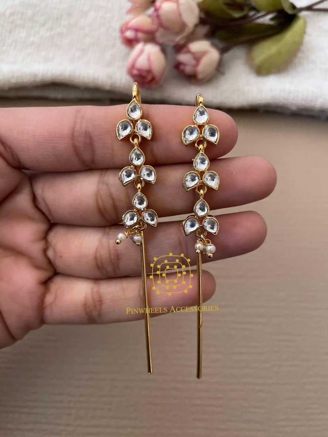 SIMPLE PIN EARRING 