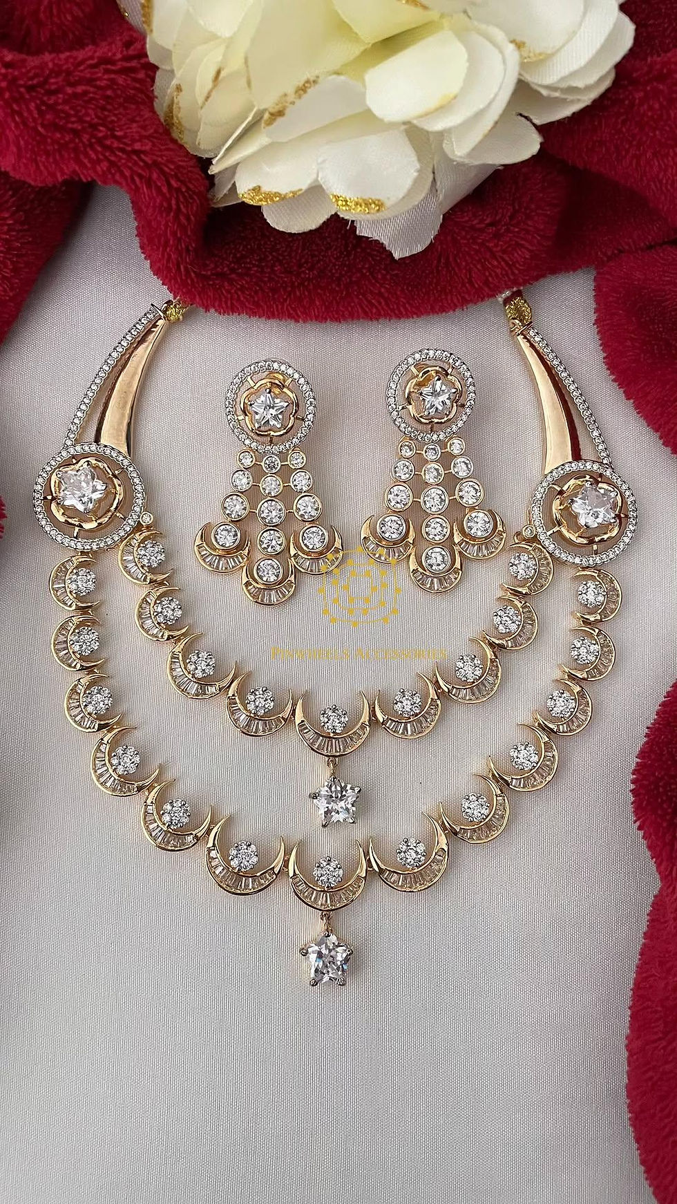 Thumbnail: DIAMONDY COLOURED STONE NECKLACE 