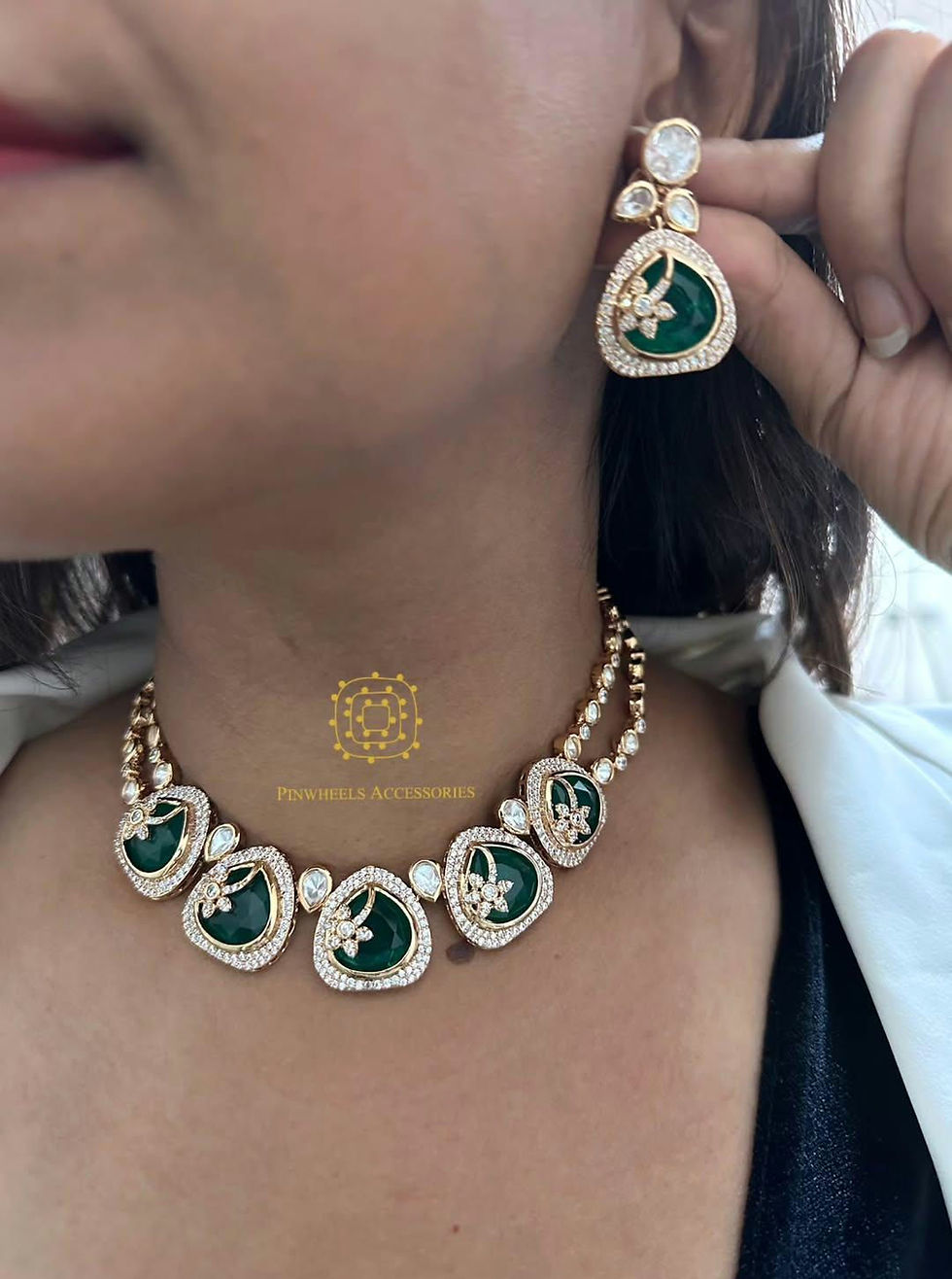 Thumbnail: MOTHER OF PEARL POLKI NECKLACE 